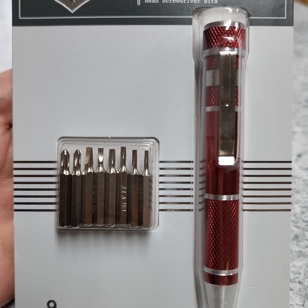 Dashing Fine Gifts Mini Screwdriver and Bits